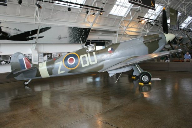Flying Heritage Collection Supermarine Spitfire