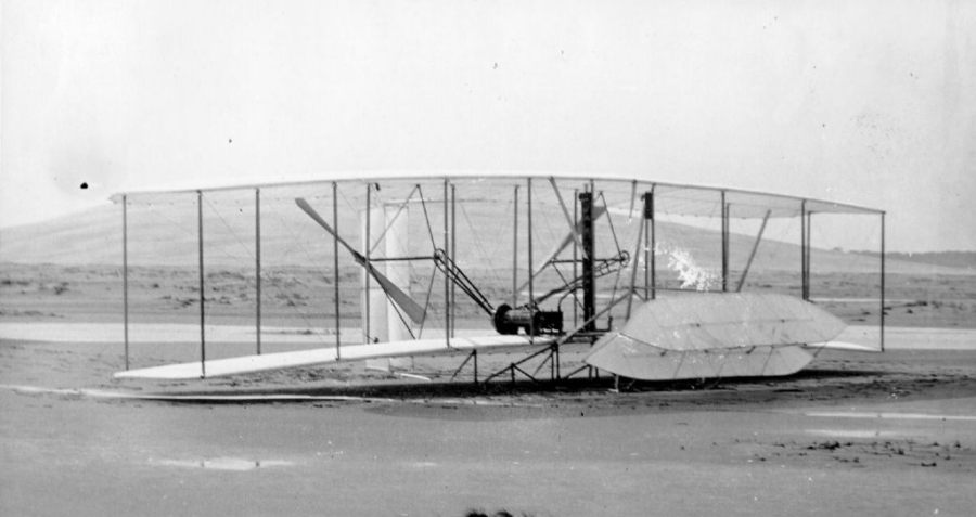 Damage to the Wright Flyer following the 4th flight (prior to the severe damage caused by the overturning of the aircraft 1903